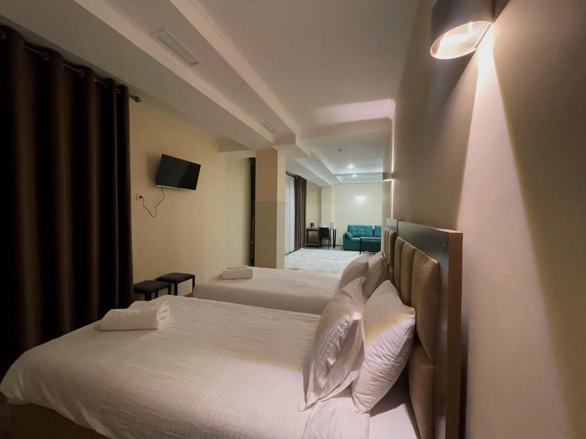 Hotel Nova Bişkek Dış mekan fotoğraf